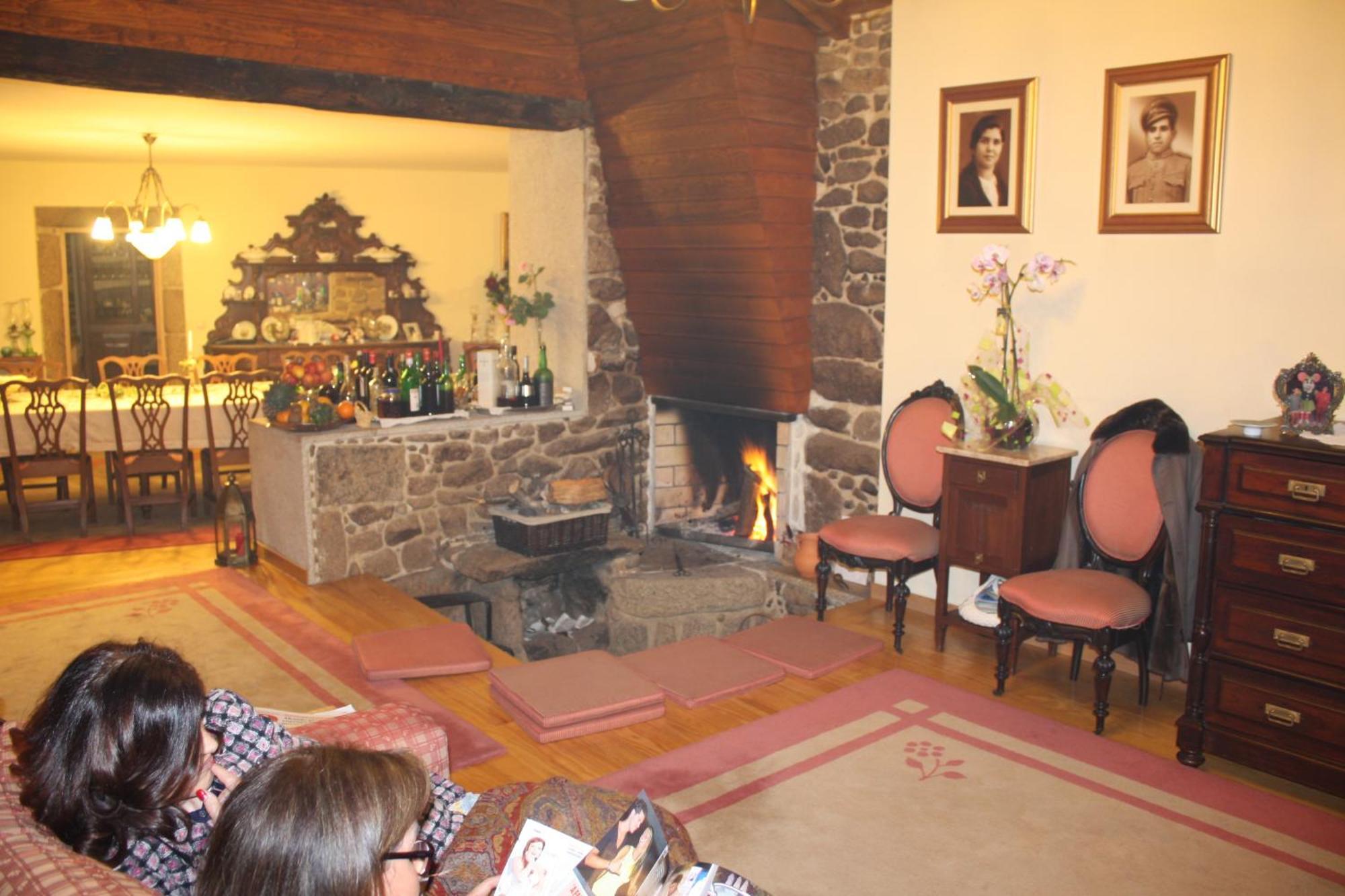 Outros Tempos Turismo De Aldeia Hotel Aricera Exterior photo