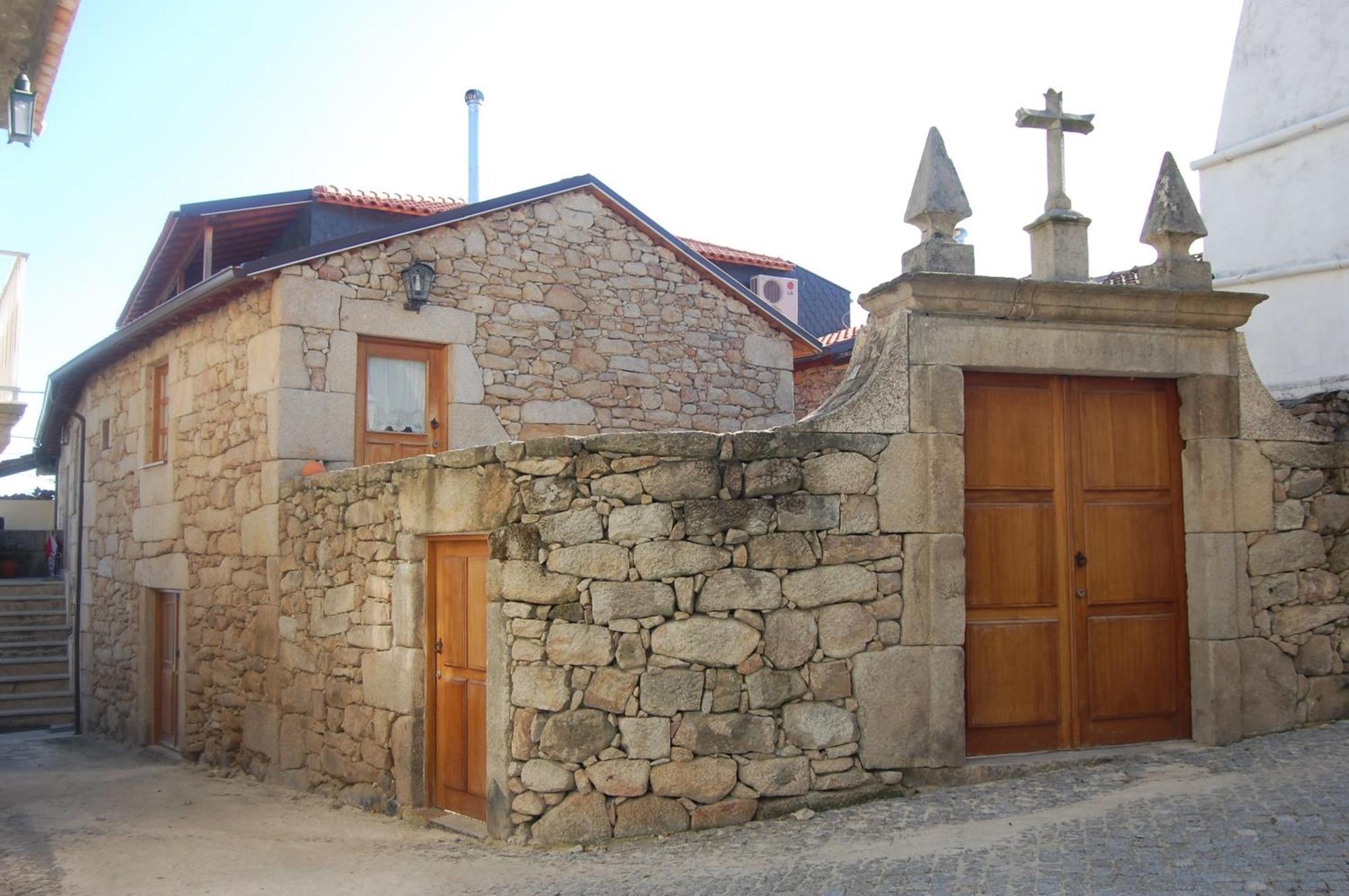 Outros Tempos Turismo De Aldeia Hotel Aricera Exterior photo